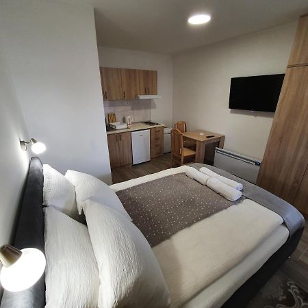 S&M Apartmani 소코 반자 외부 사진