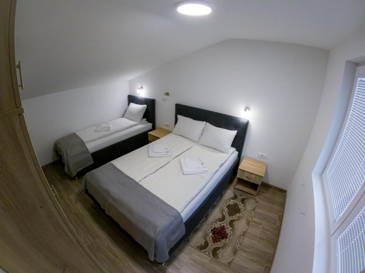 S&M Apartmani 소코 반자 외부 사진