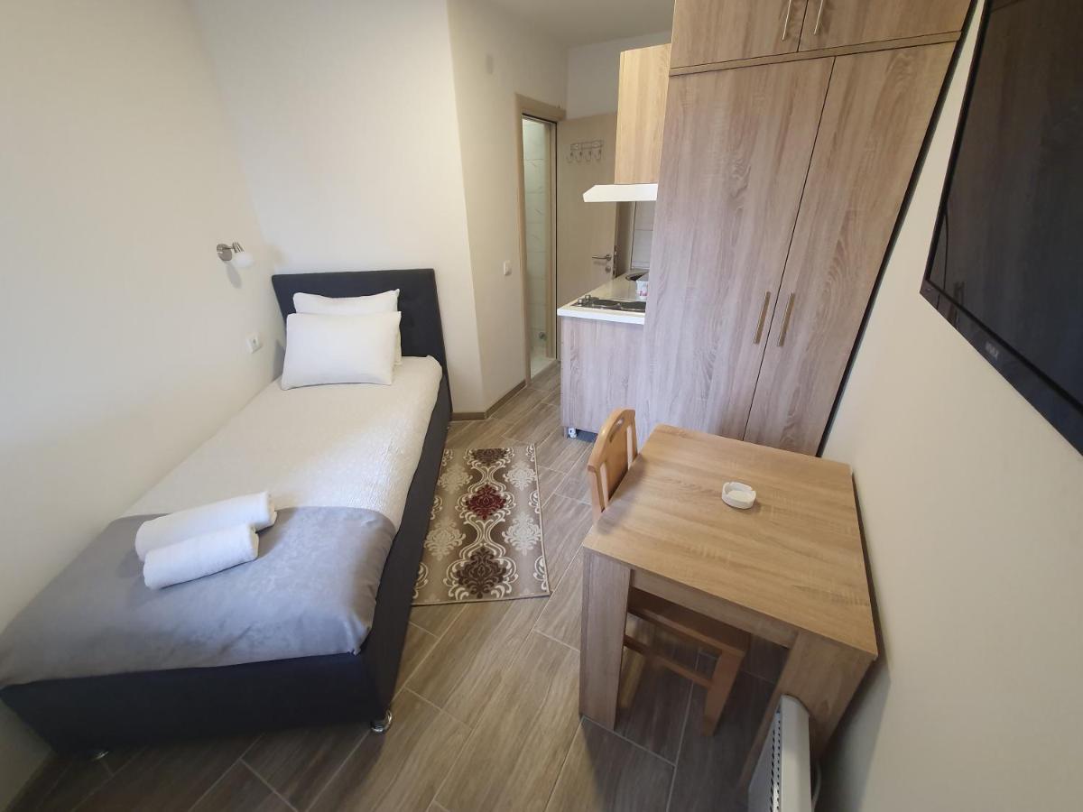 S&M Apartmani 소코 반자 외부 사진